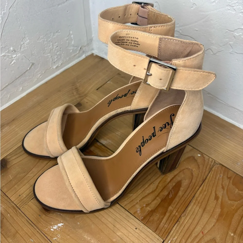 Free People Serenity Blush Nude Ankle-Strap 3”Block Heel Sandal sz 37 NWOB Boho